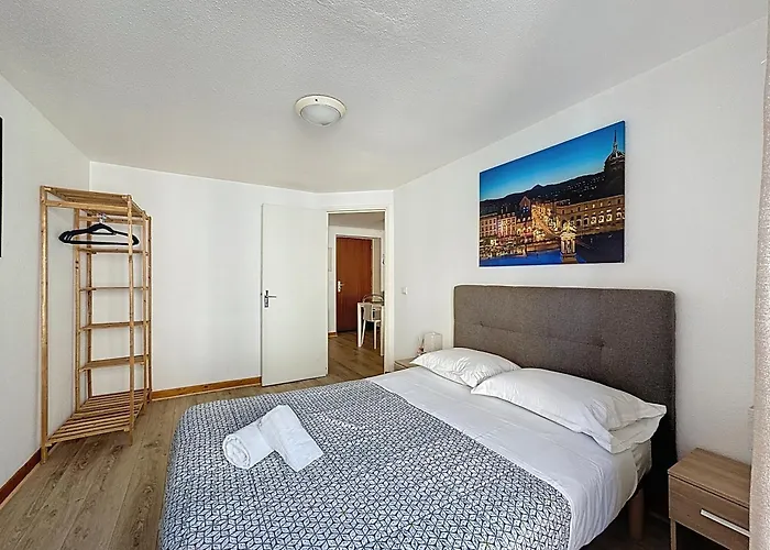 Au Coeur De Montferrand 43 Jules Guesde * קלרמונט-פרנד